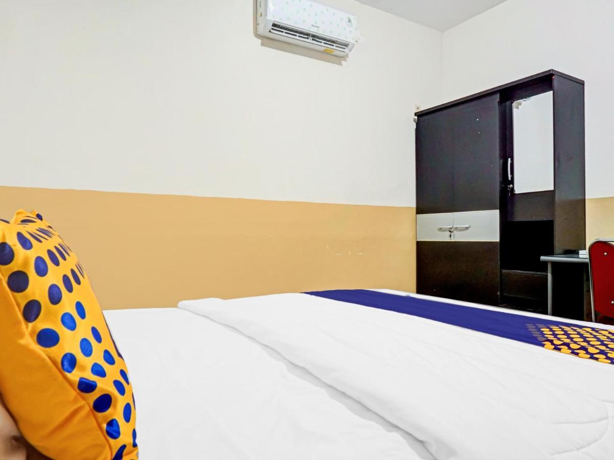 Spot On 90295 Simprug Residence Jakarta Ngoại thất bức ảnh