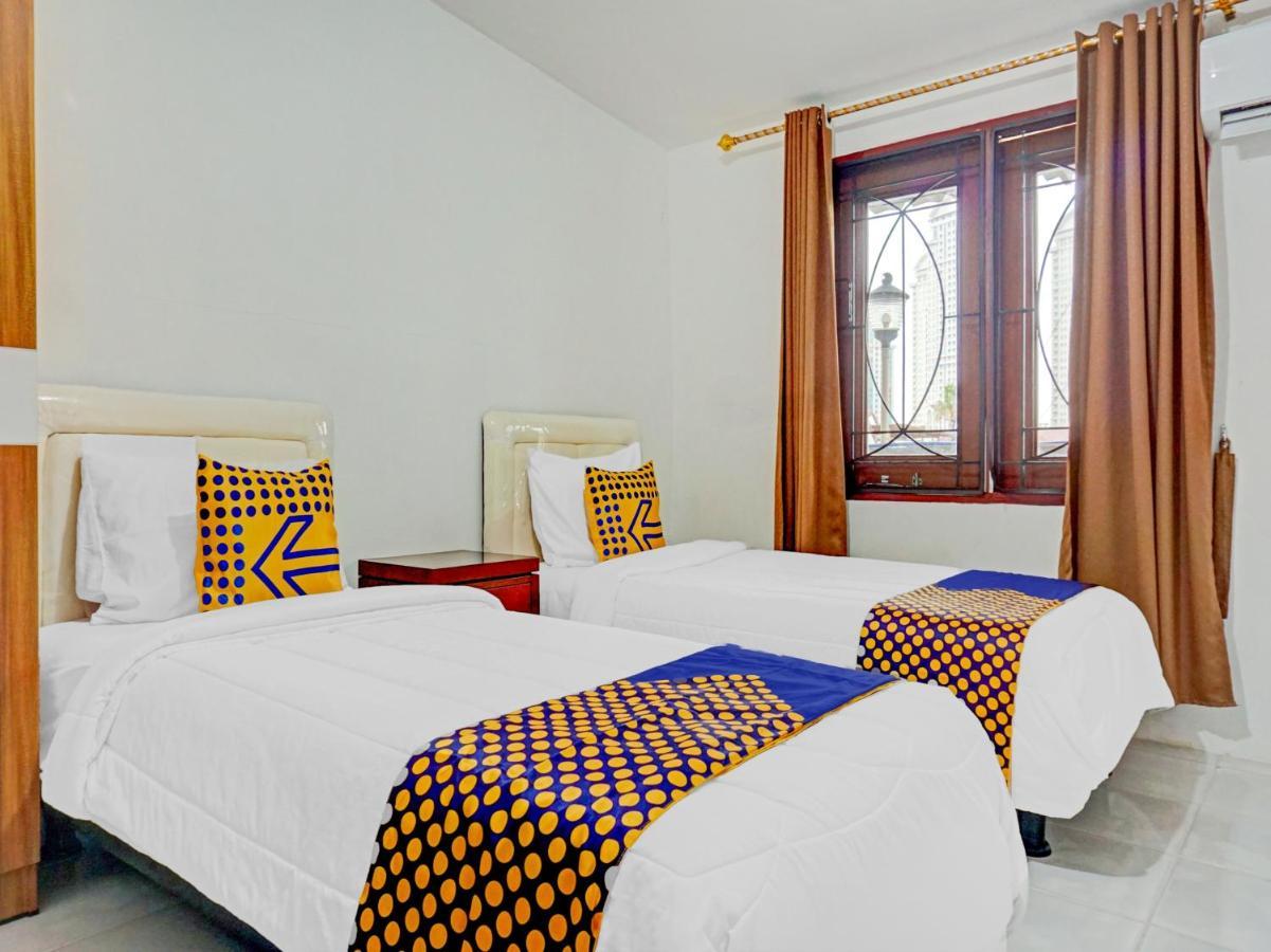 Spot On 90295 Simprug Residence Jakarta Ngoại thất bức ảnh